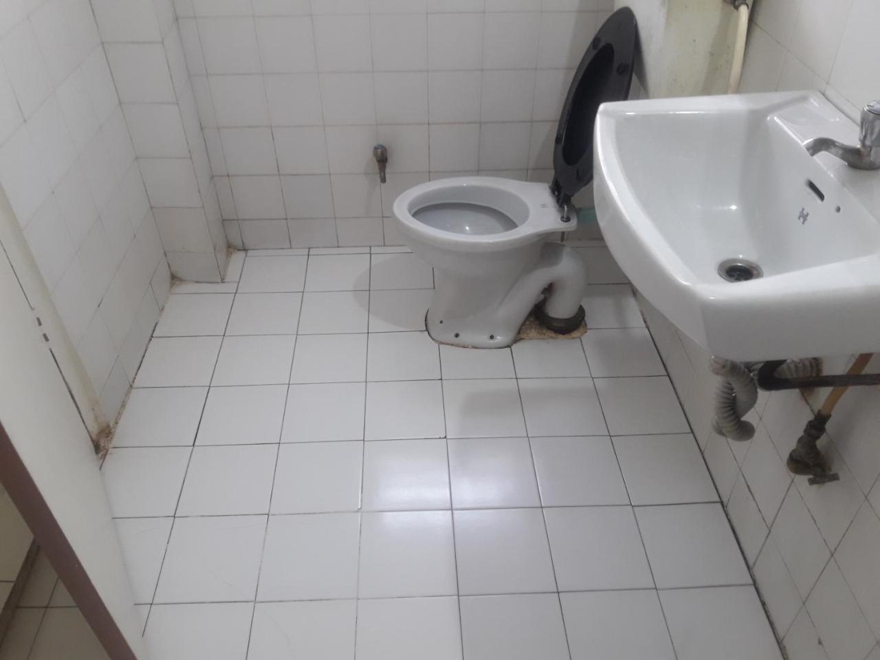 Maurya Residency Hotell Pune Exteriör bild
